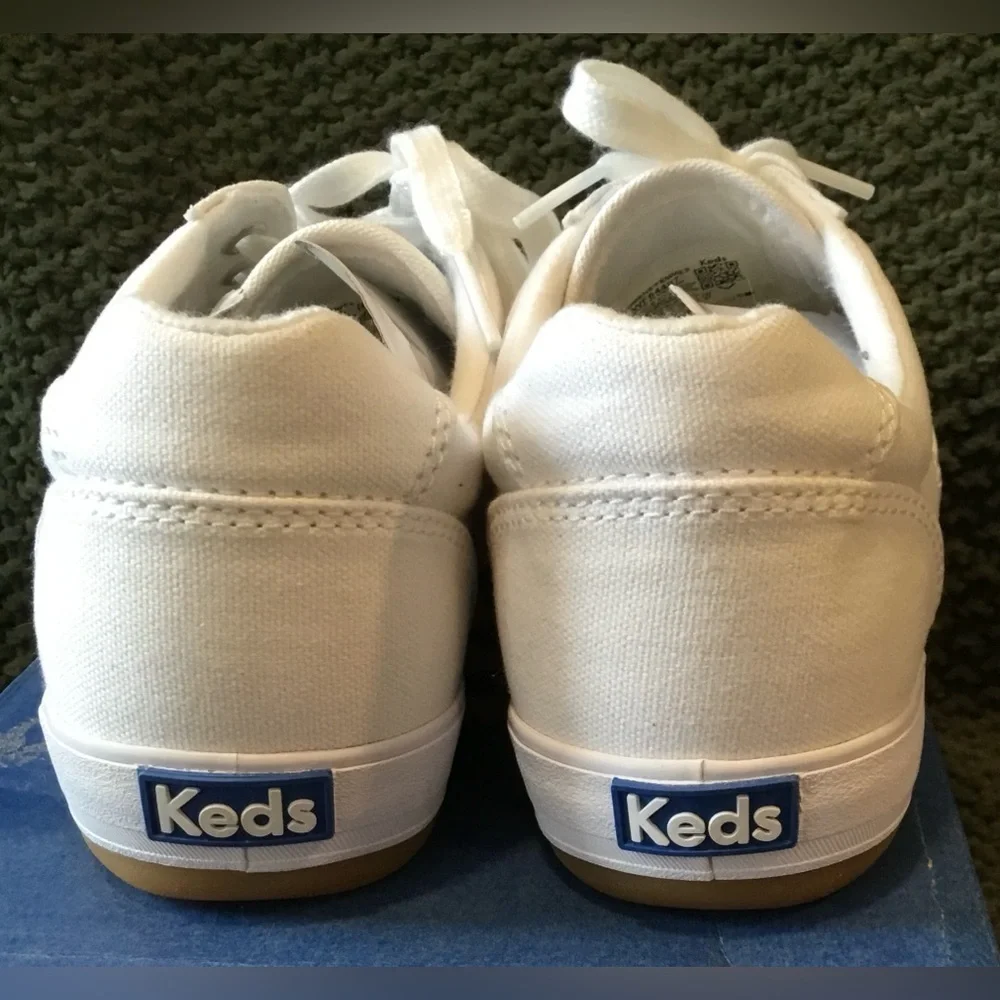 NWT Keds Women’s Courty 2 Lace Up Sneaker, White Canvas; Size 6W